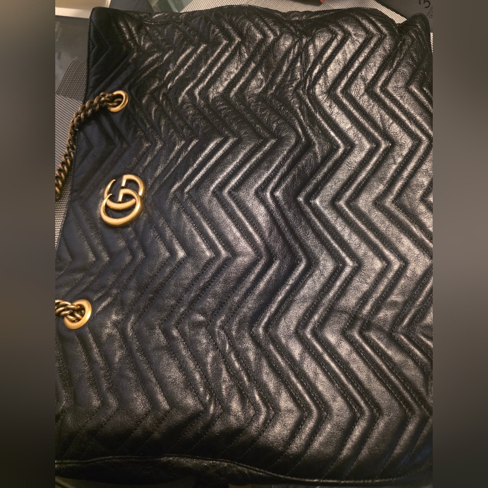 Gucci Large Tote - Picture 2 of 12